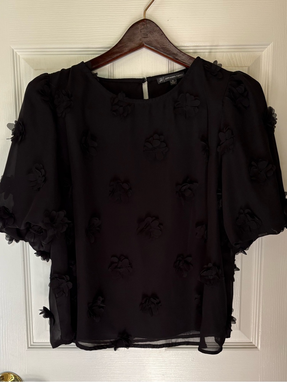 Adrianna Papell Black Floral Appliqué Puff Sleeve Blouse